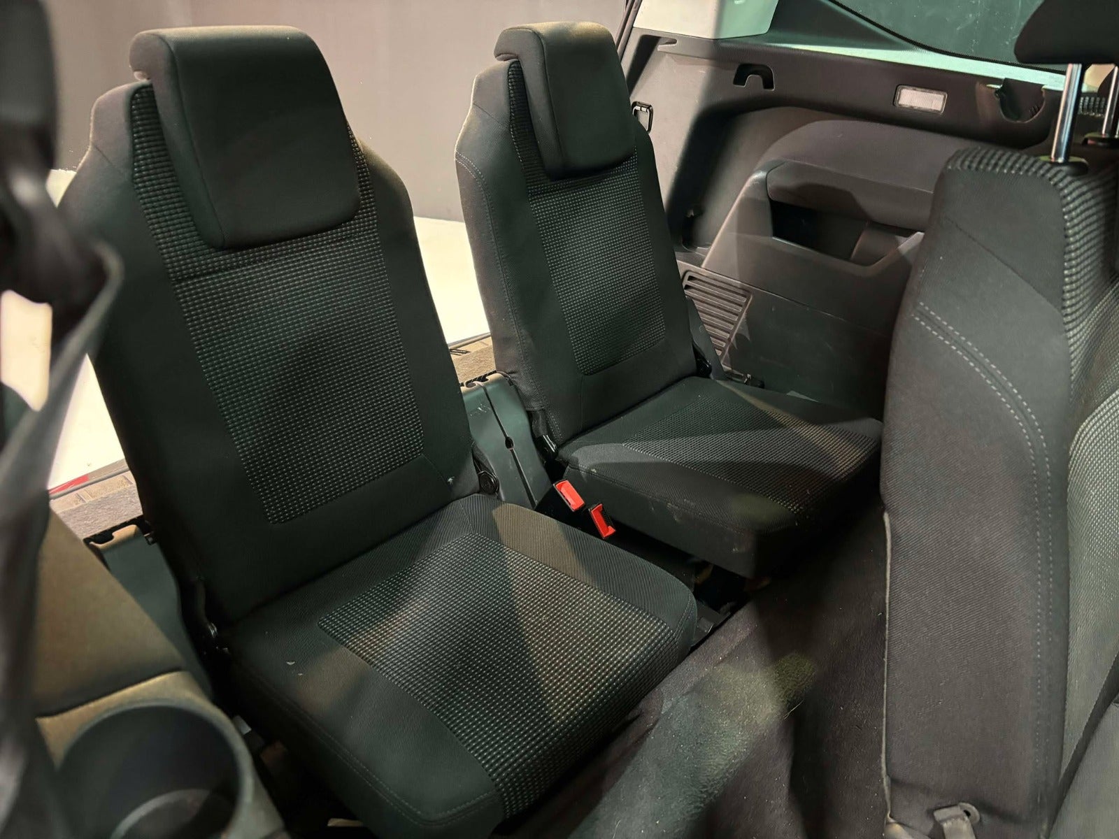 Billede af Peugeot 5008 1,6 HDi 112 7prs