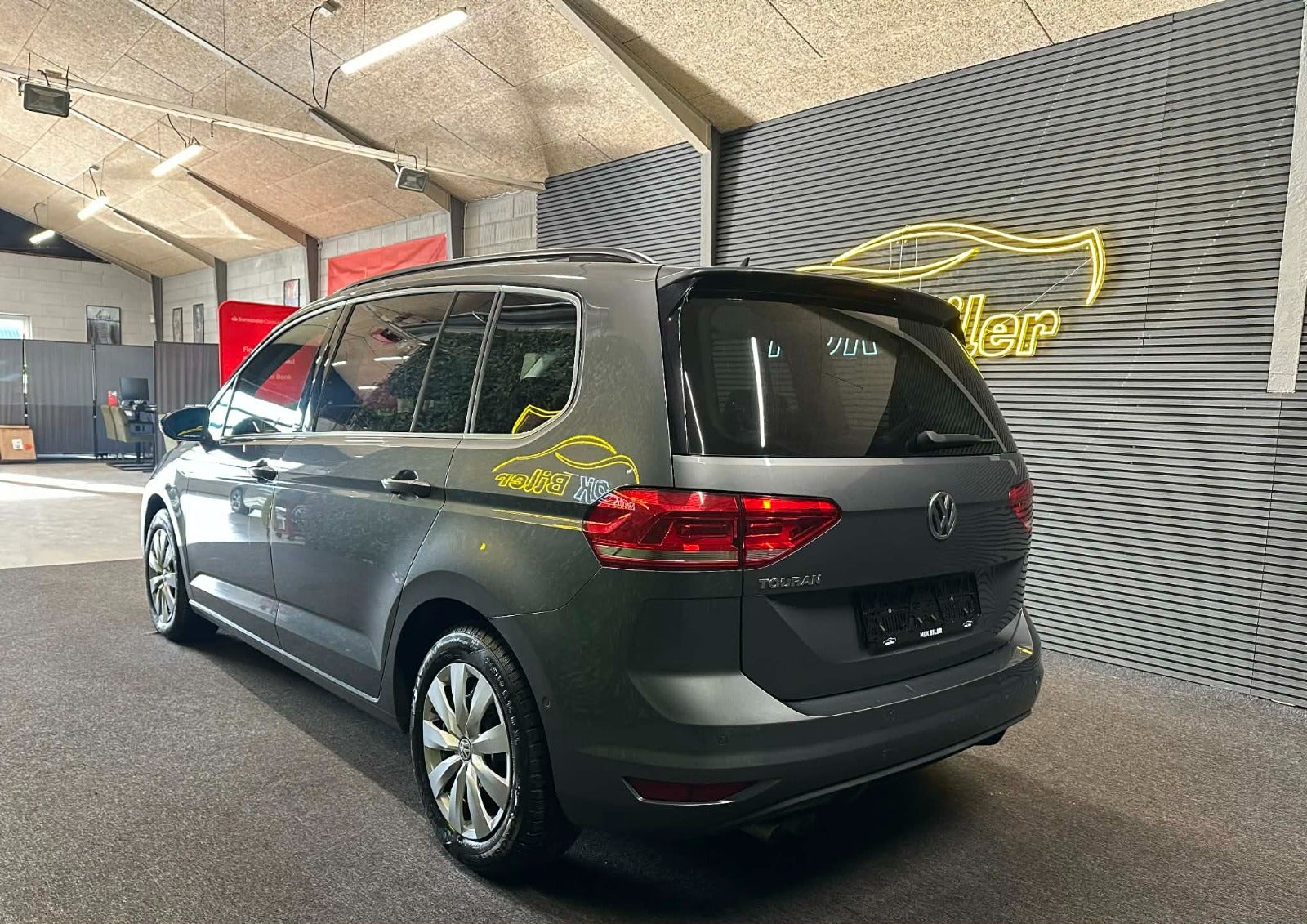 Billede af VW Touran 2,0 TDi 150 IQ.Drive DSG 7prs