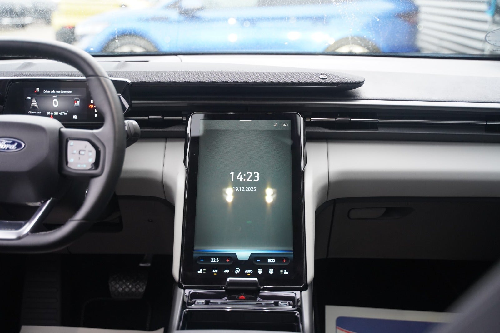 Billede af Ford Explorer 82 Select Extended Range