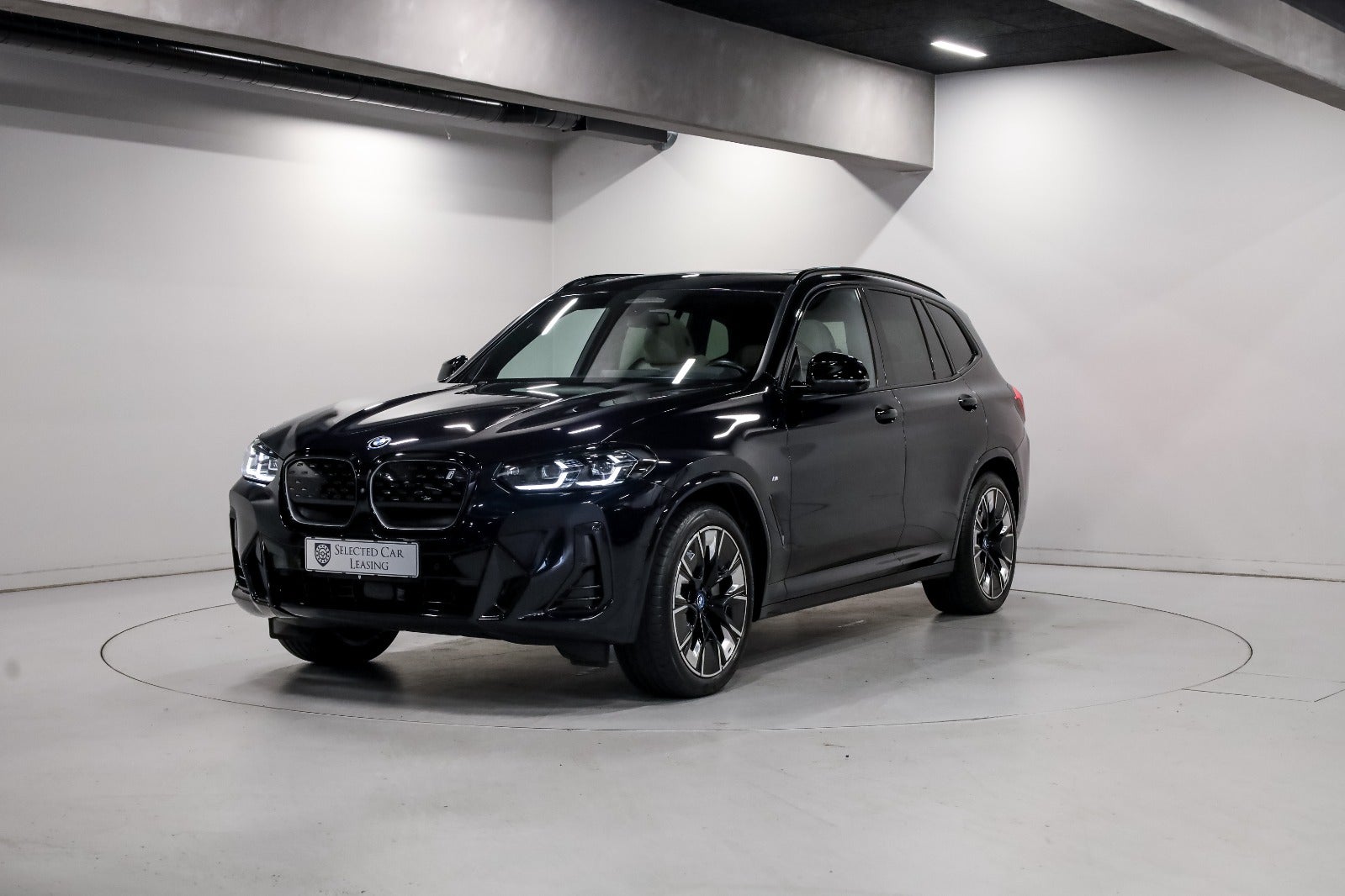 BMW iX3 Charged Plus M-Sport