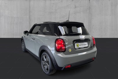 MINI Cooper SE Classic Trim - 2