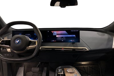 BMW iX xDrive40 Fully Charged