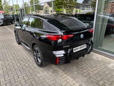 BMW iX2 eDrive20 Fully Charged M-Sport