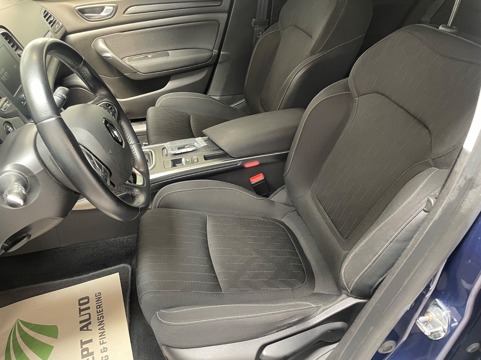 Billede af Renault Megane IV 1,3 TCe 140 Limited Sport Tourer