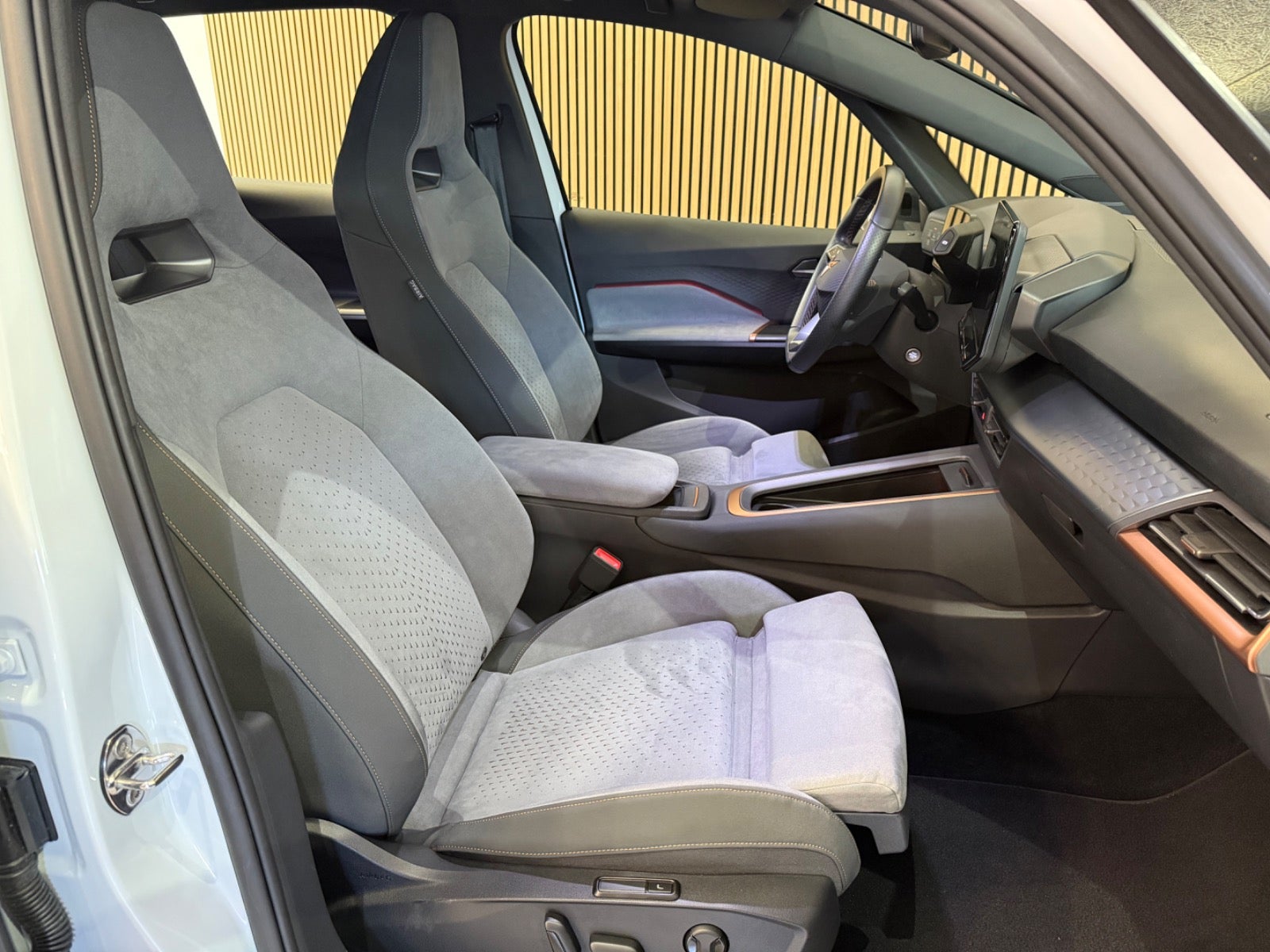 Billede af Cupra Born 77 e-Boost Dinamica Pack High