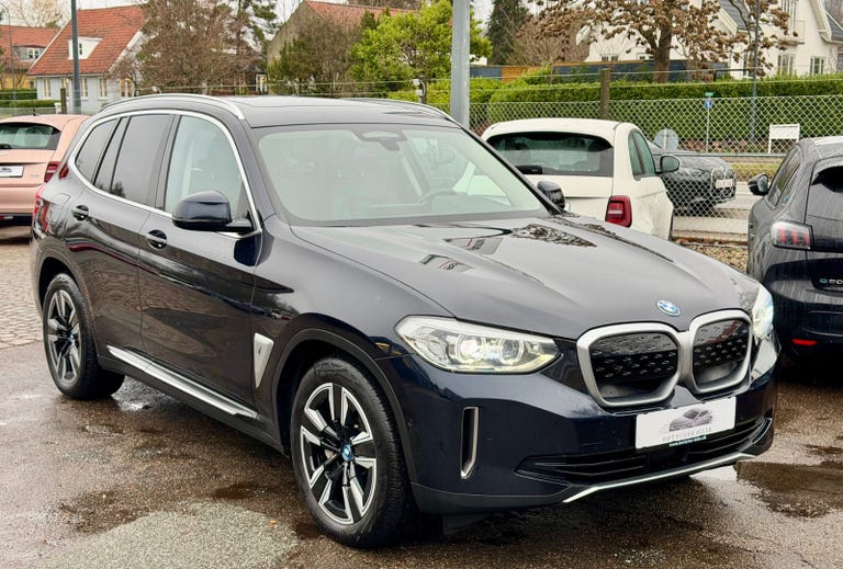 BMW iX3 Charged