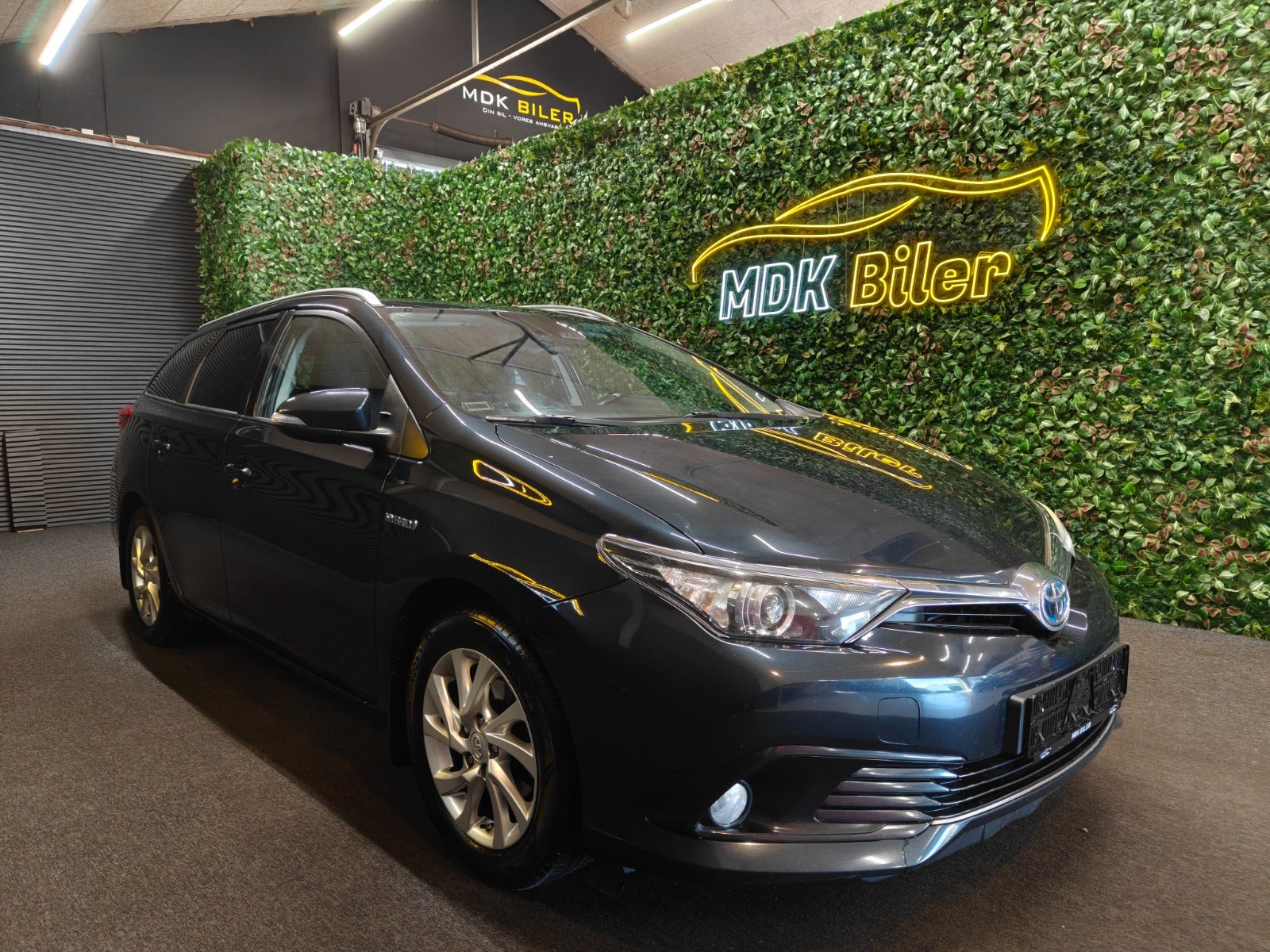 Billede af Toyota Auris 1,8 Hybrid H2 Touring Sports CVT