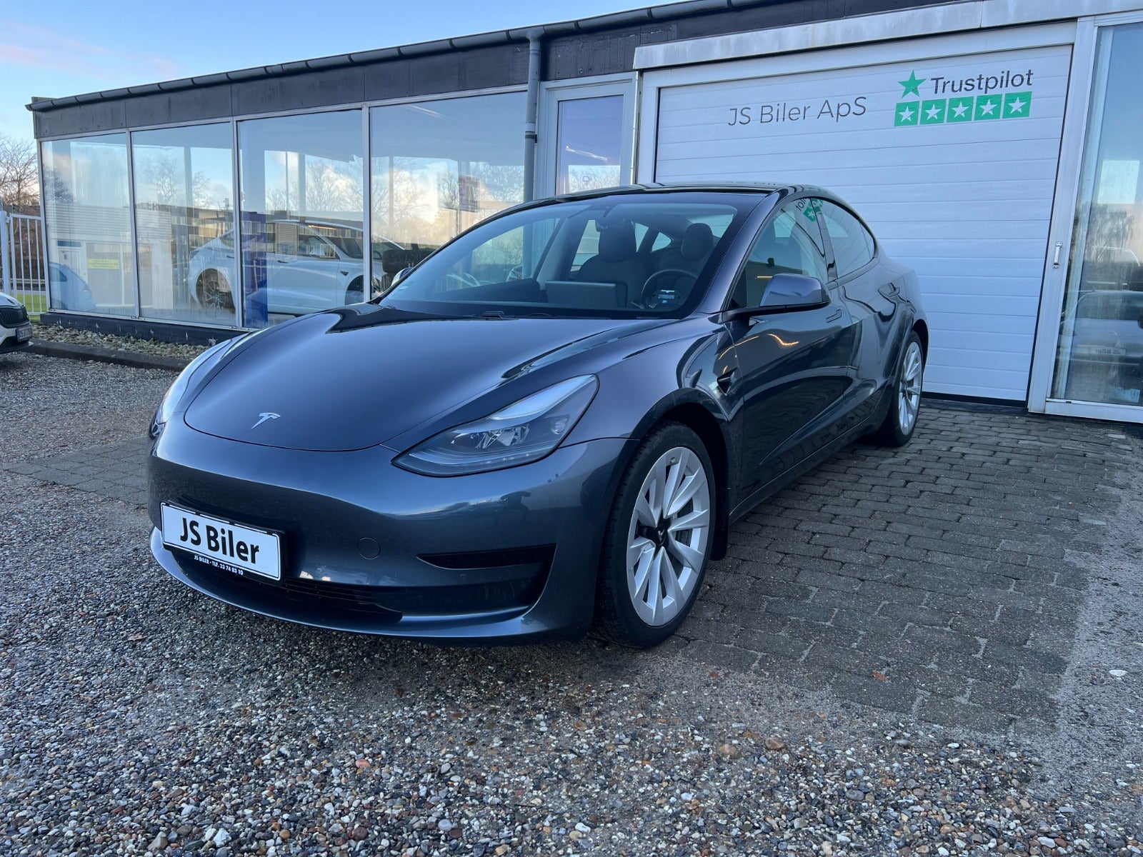 Tesla Model 3 2021