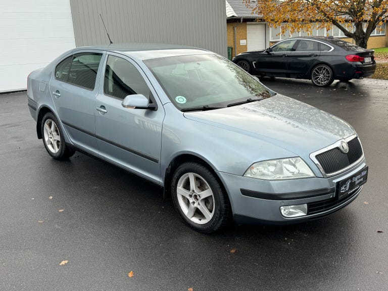 Skoda Octavia TDi Ambiente Combi DSG