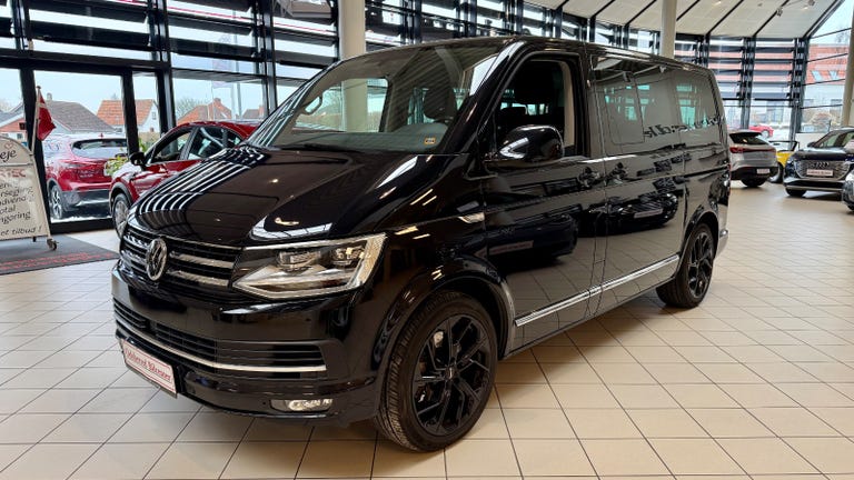 VW Multivan TDi 204 Highline DSG kort