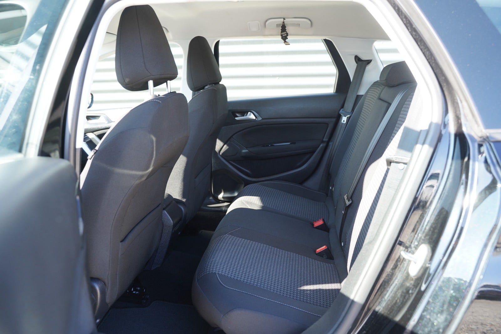 Billede af Peugeot 308 1,5 BlueHDi 130 Active SW EAT8