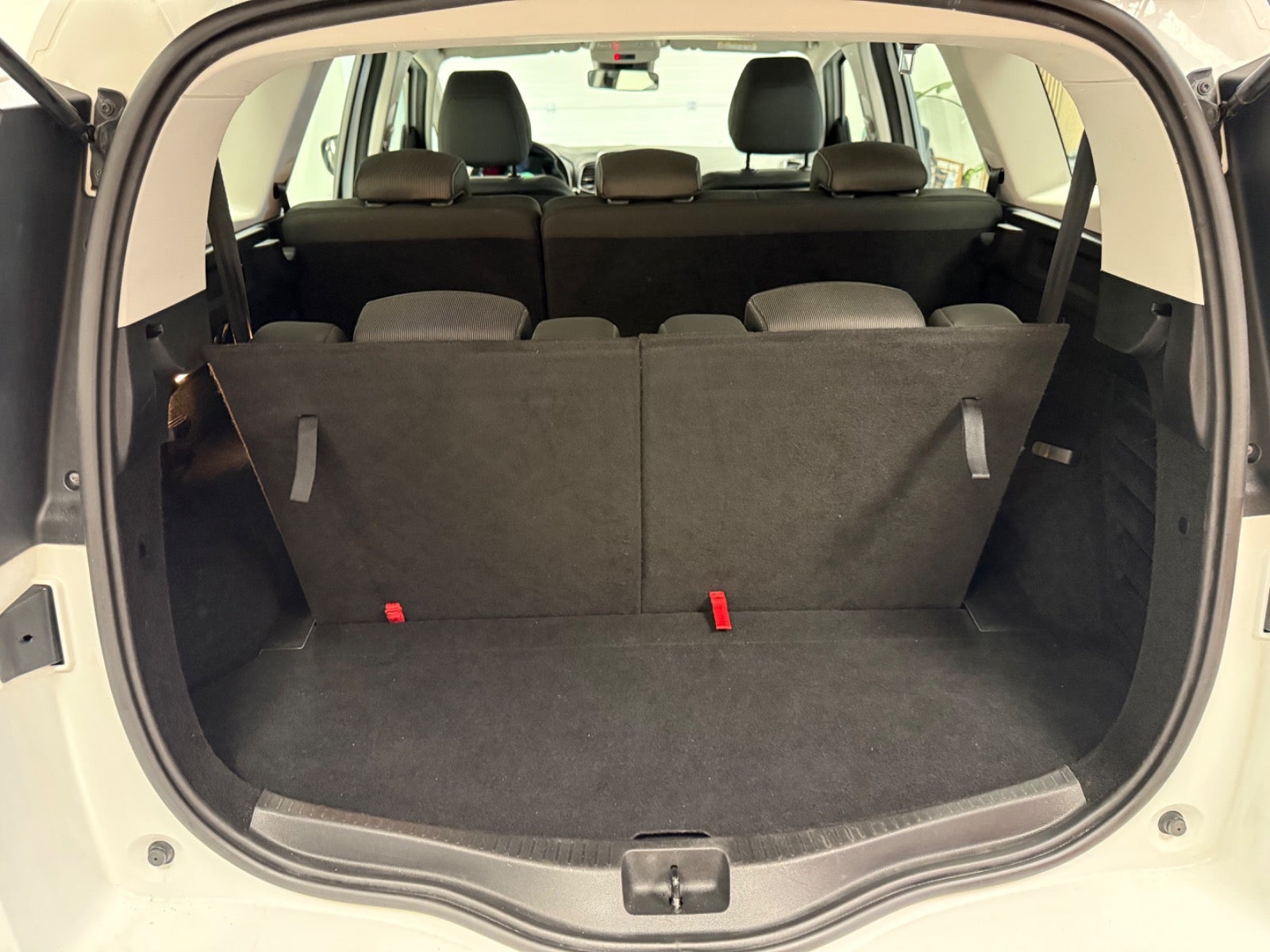 Billede af Renault Grand Scenic IV 1,5 dCi 110 Zen EDC 7prs