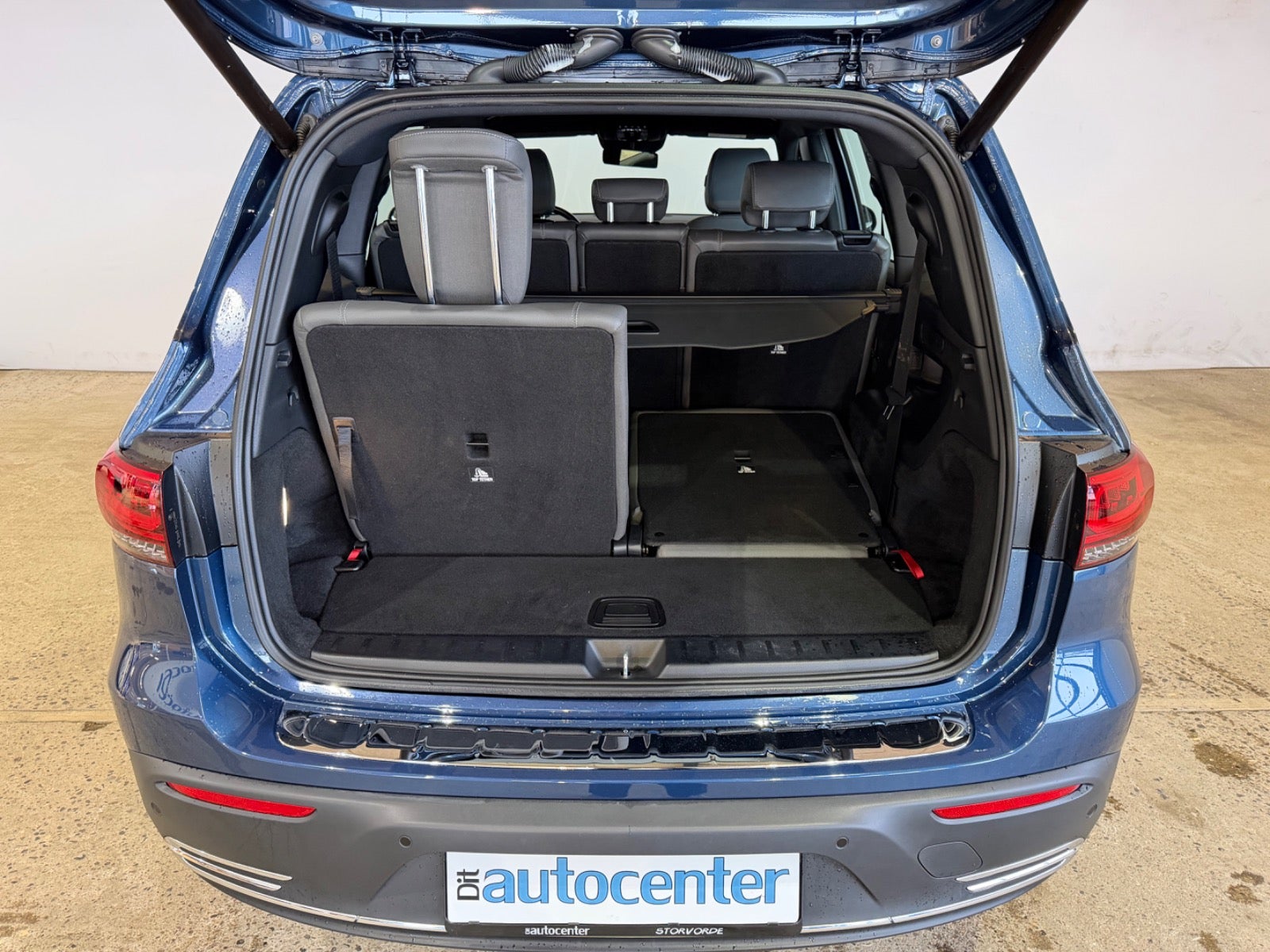 Mercedes EQB250+ Electric Art 7prs