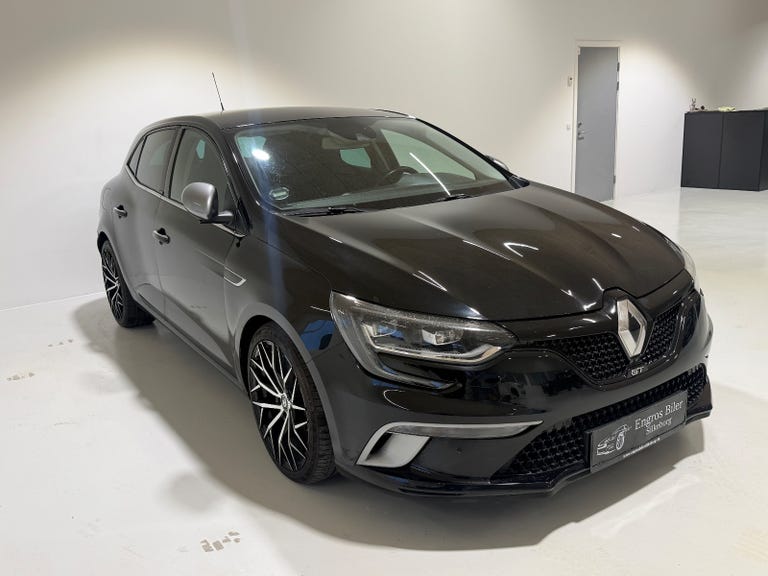Renault Megane IV TCe 205 GT EDC