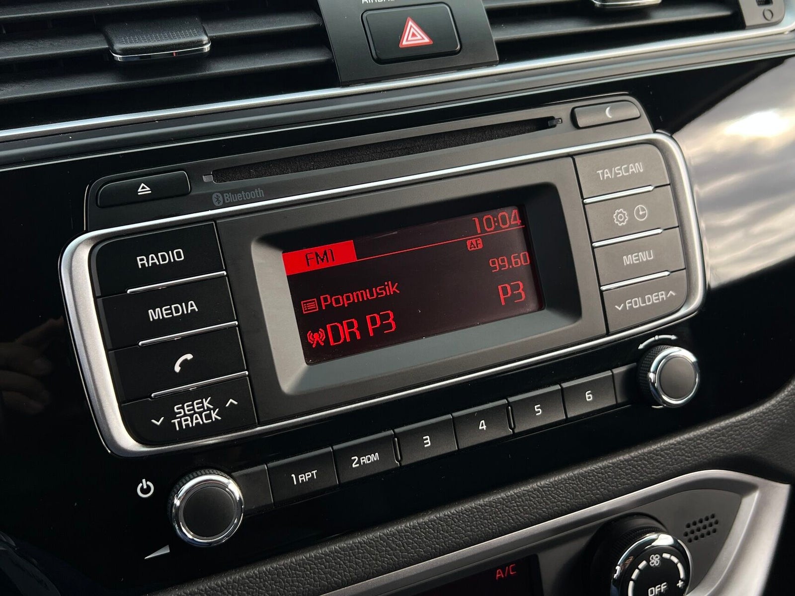 Kia Rio CVVT Attraction