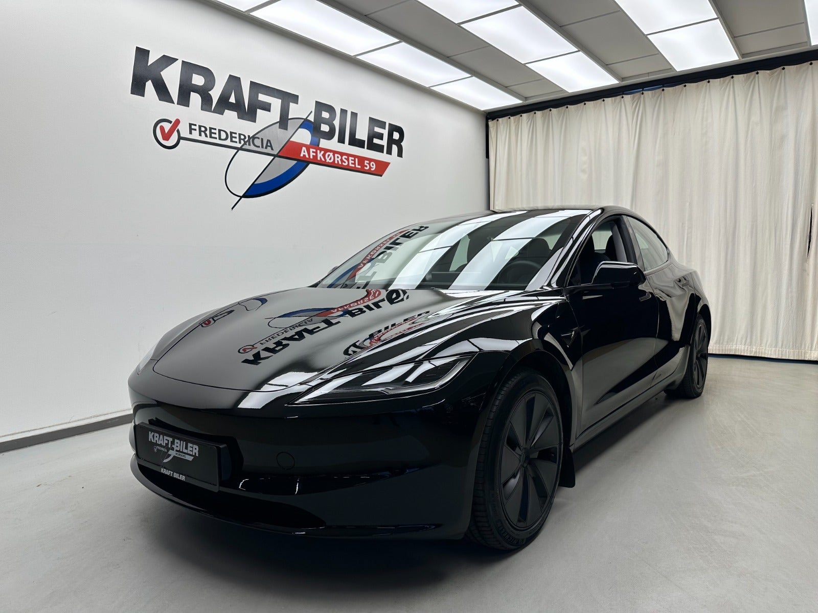 Billede af Tesla Model 3  RWD