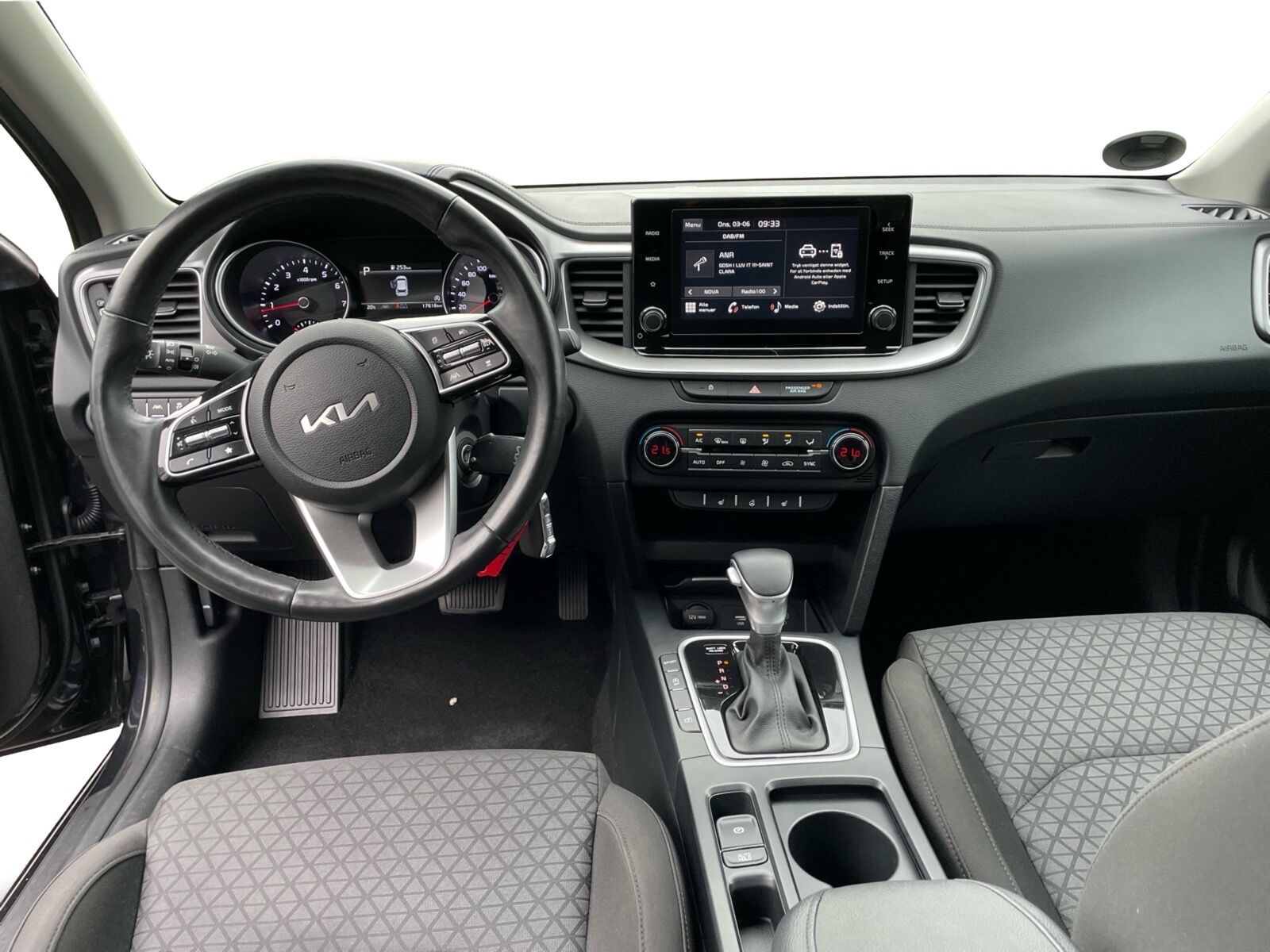Kia Ceed T-GDi Prestige DCT