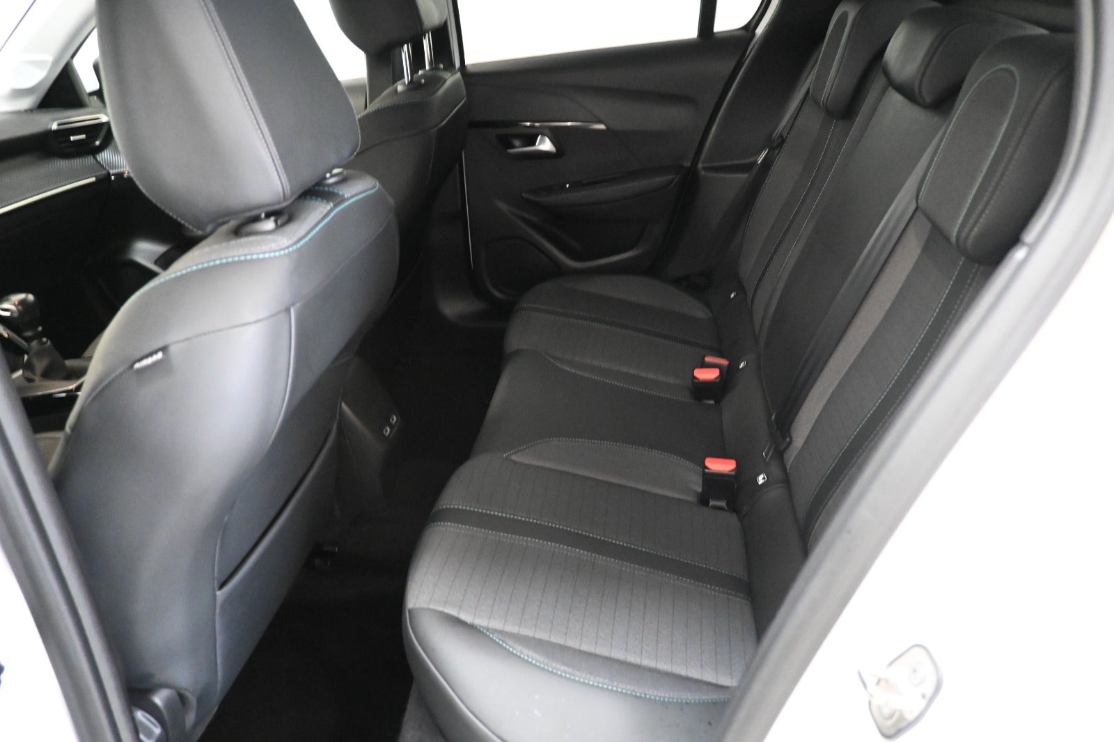 Peugeot 208 PureTech 100 Selection Tech