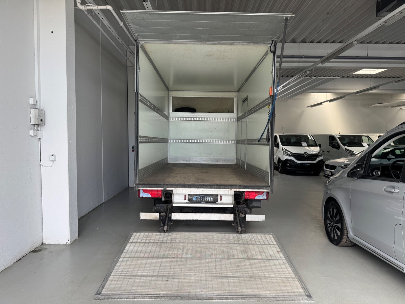 Billede af Mercedes Sprinter 316 2,2 CDi A2 Alukasse aut. RWD