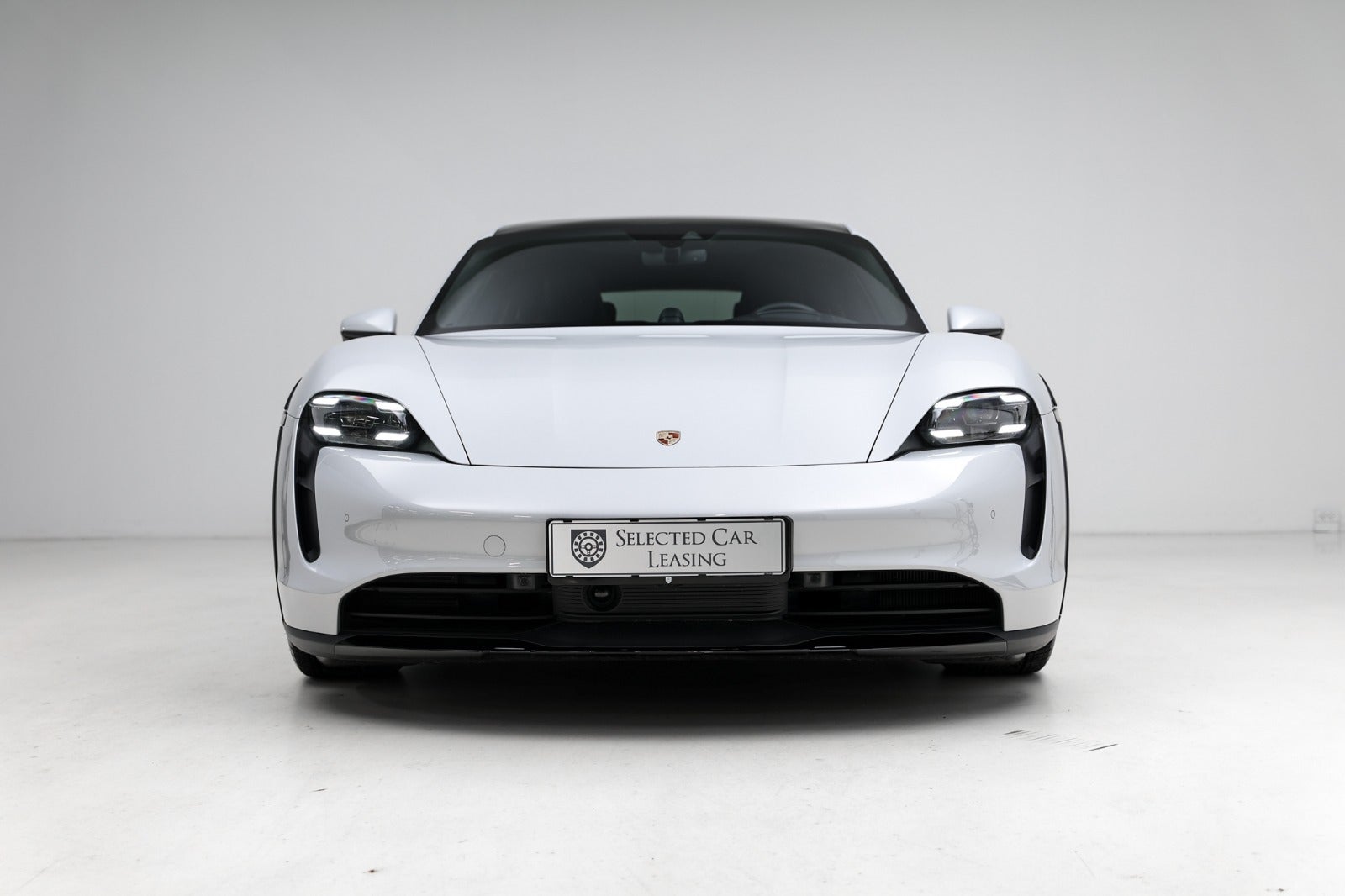 Porsche Taycan 4 Performance+ Cross Turismo