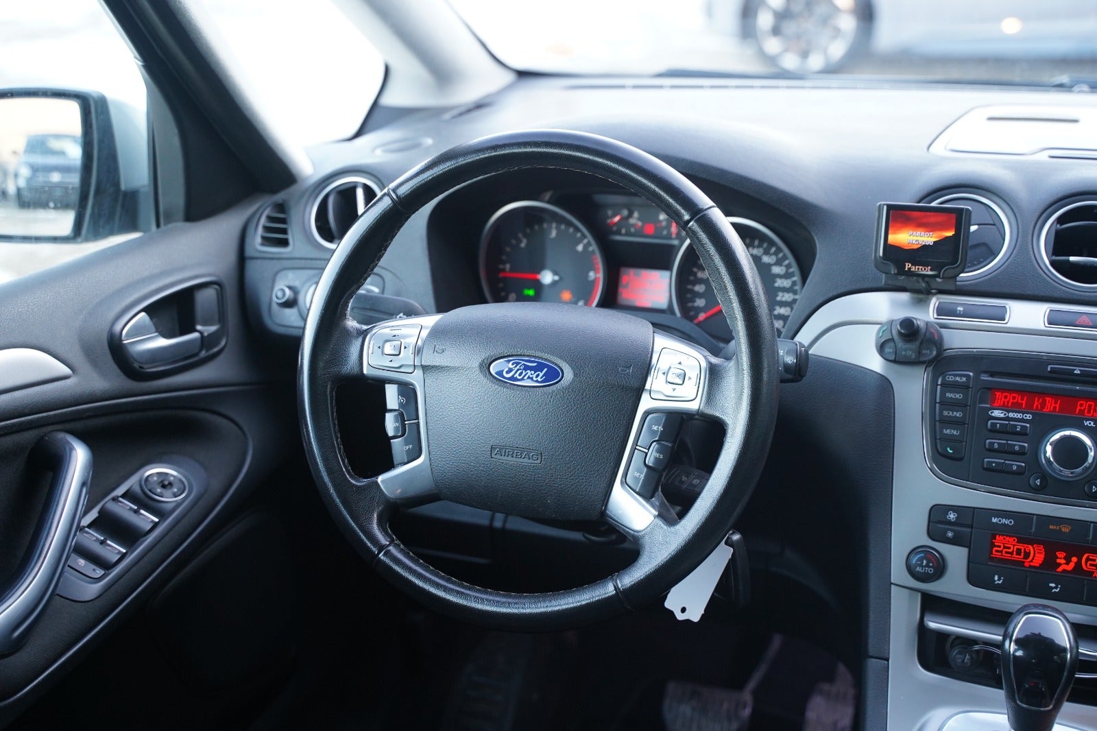 Billede af Ford S-MAX 2,0 TDCi 140 Titanium aut. 7prs