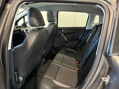 Peugeot 2008 e-THP 110 Allure Sky