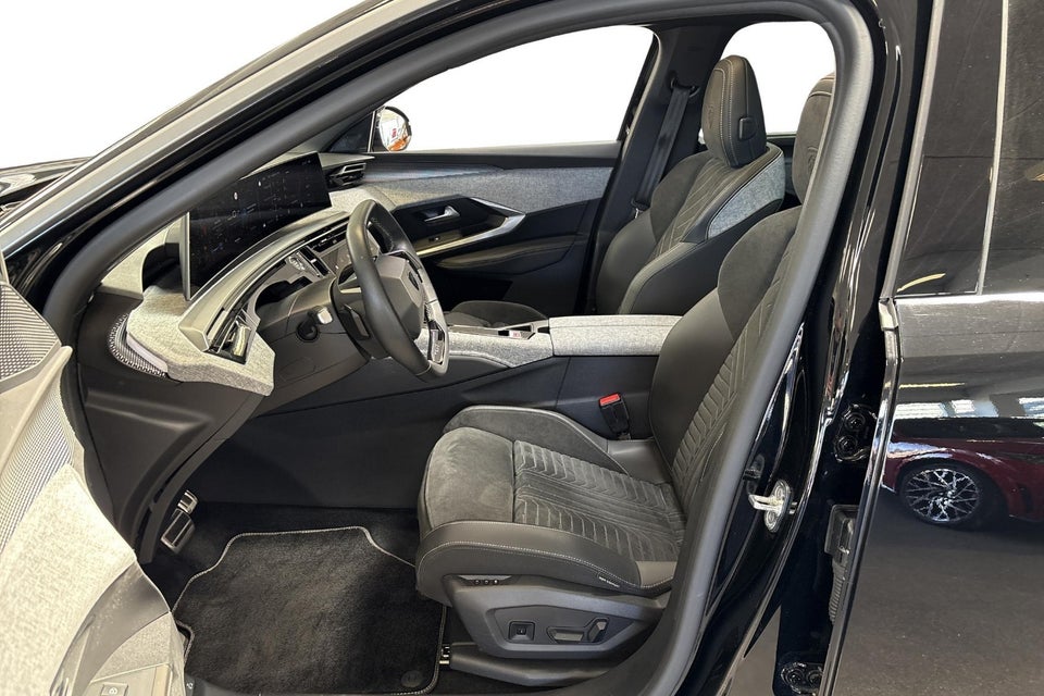 Peugeot e-5008 77,0 GT Pack 7prs 2024