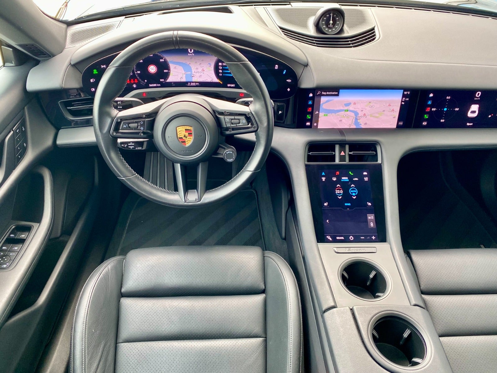 Billede af Porsche Taycan 4  Performance+ Cross Turismo