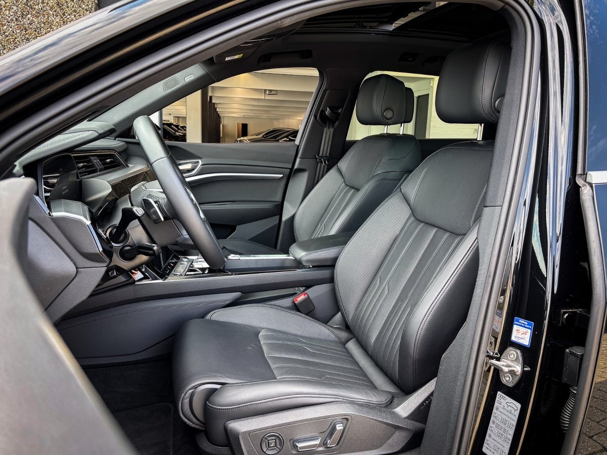 Billede af Audi e-tron 55 Advanced quattro