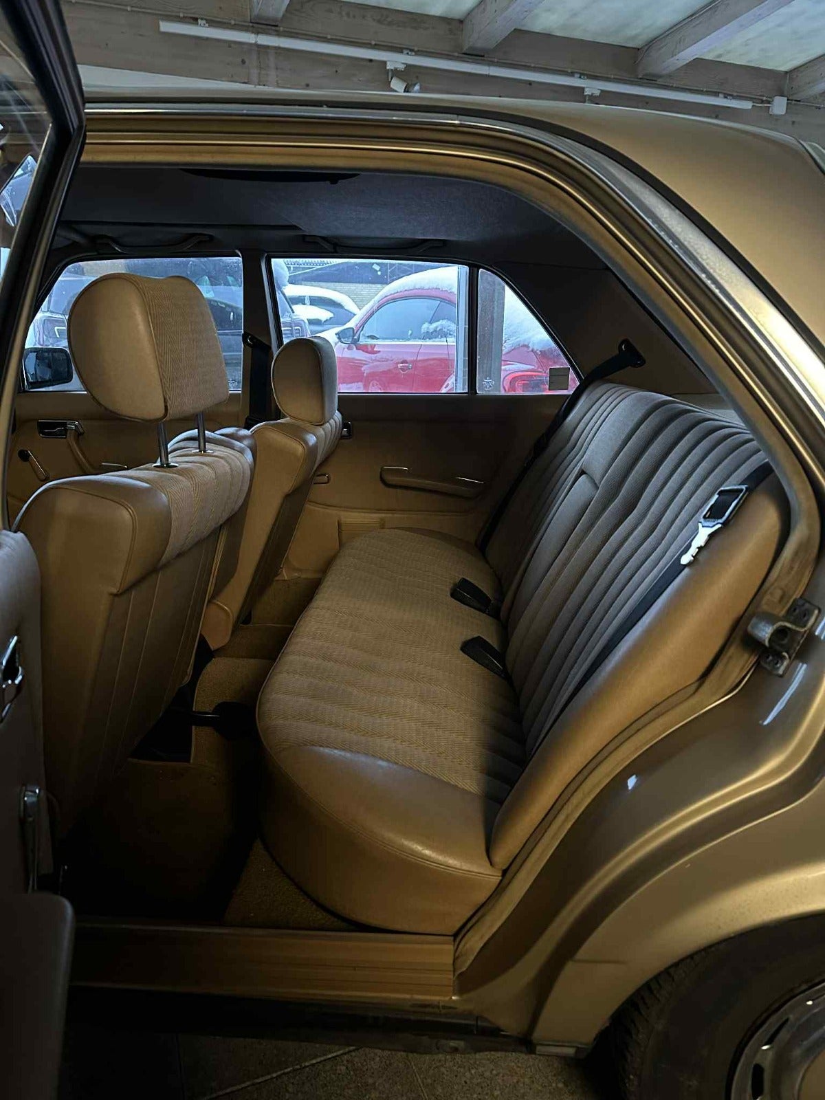 Billede af Mercedes 230 E 2,3 