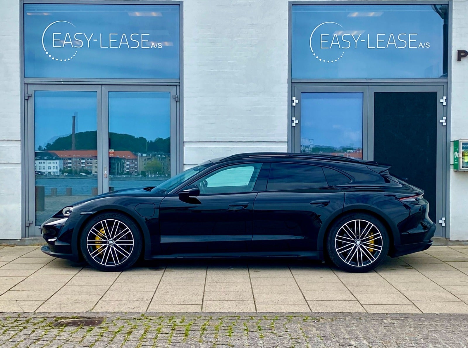 Billede af Porsche Taycan 4  Performance+ Cross Turismo