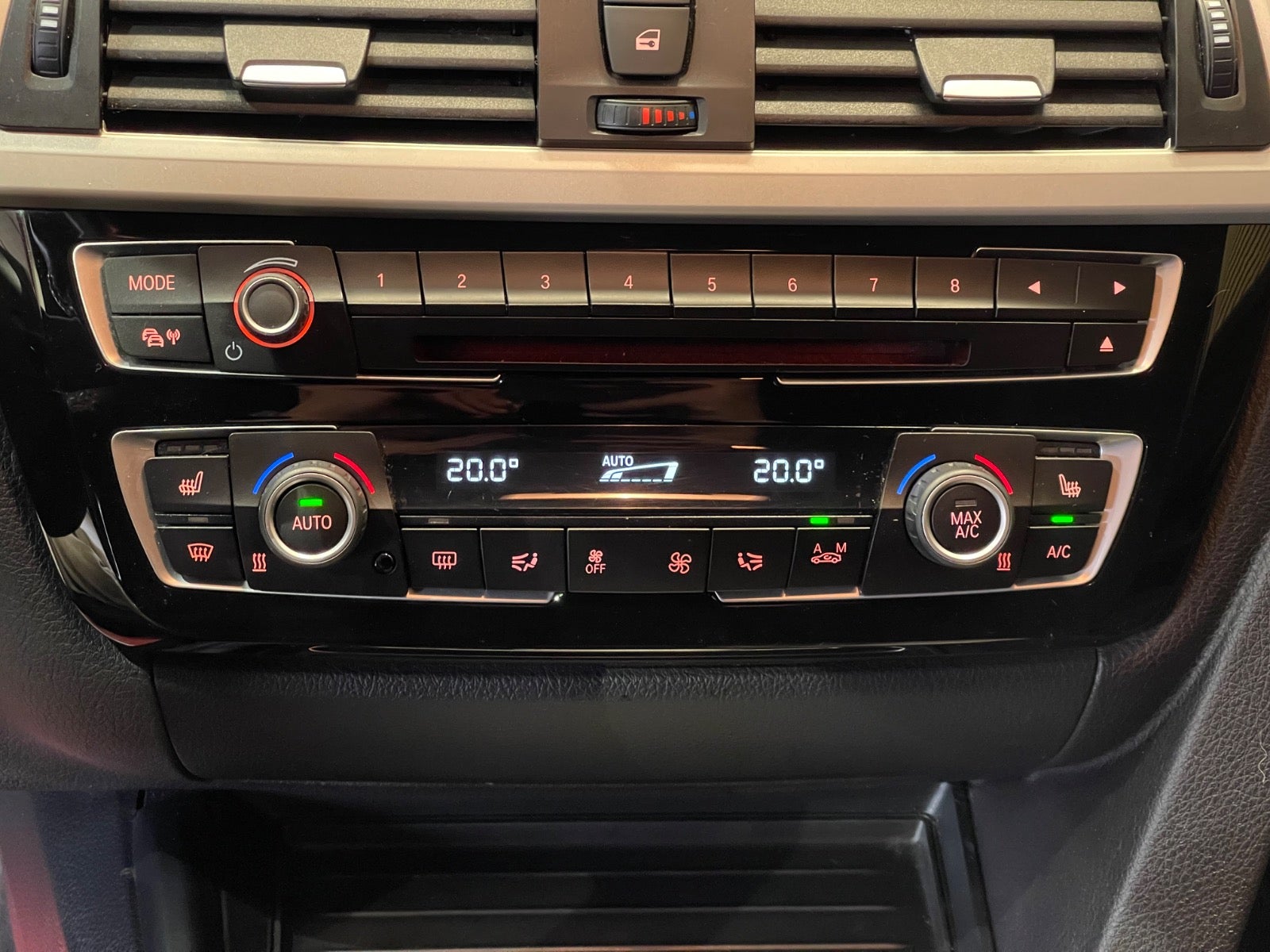 Billede af BMW 320i 2,0 Touring aut.