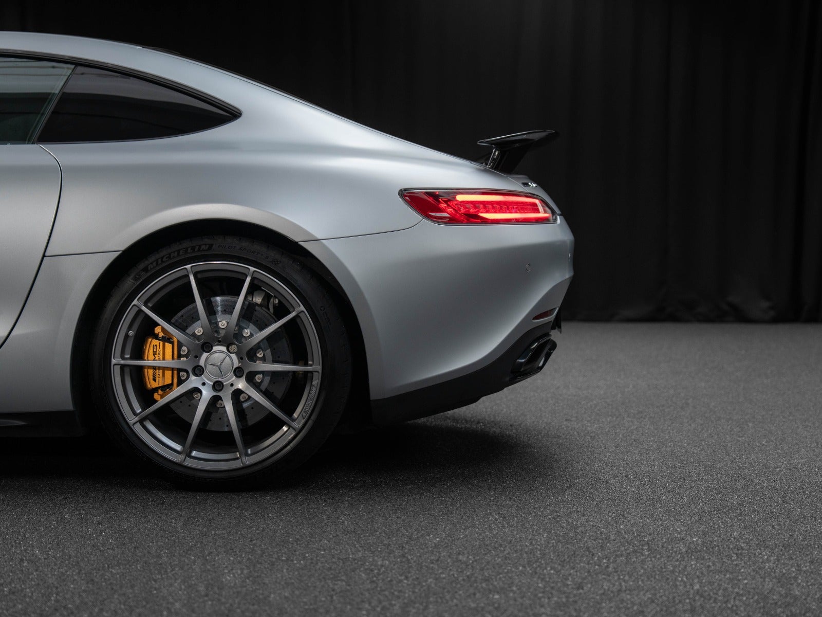 Gallery image 7 of 17