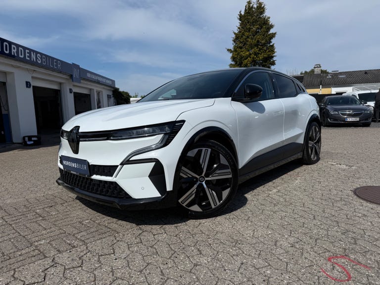 Renault Megane E-Tech Iconic