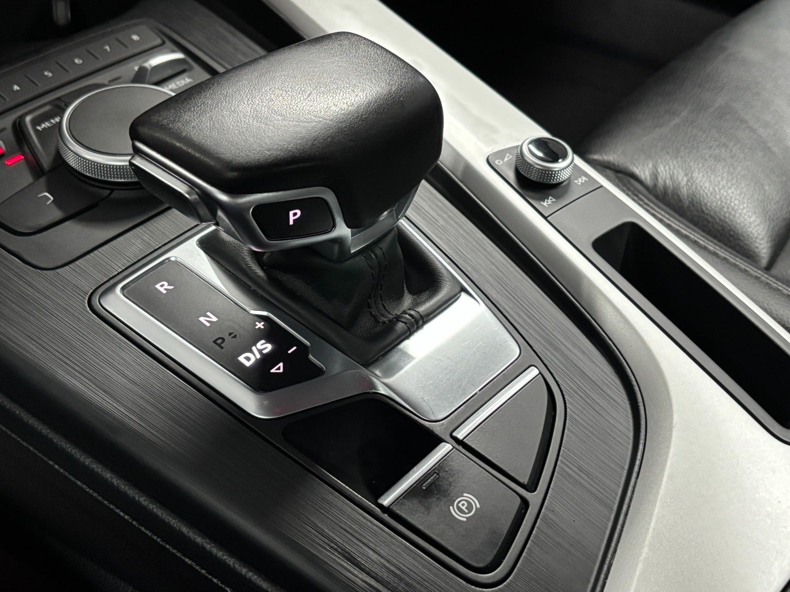 Billede af Audi A4 40 TFSi Prestige S-tr.