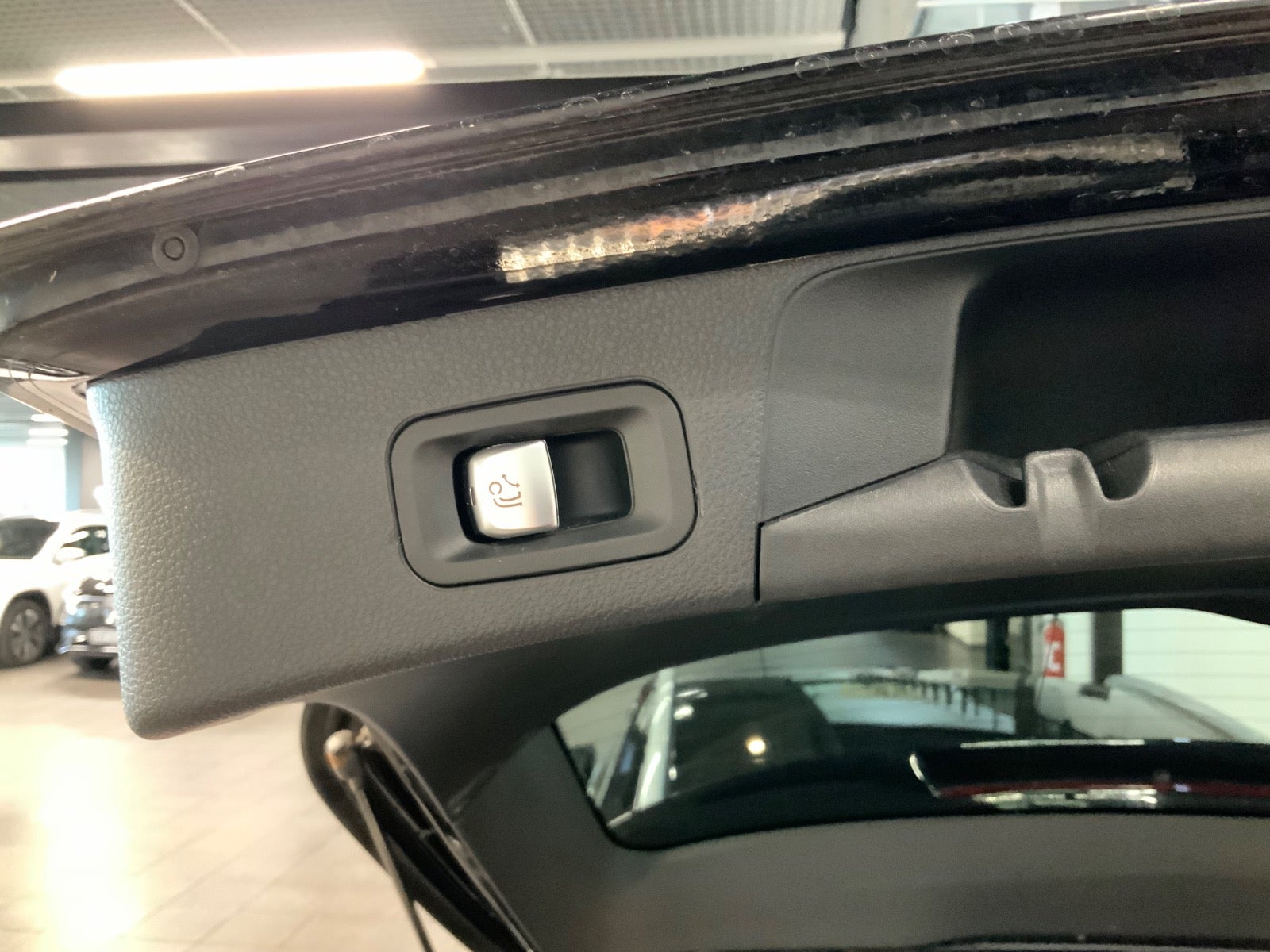 Mercedes-Benz C 200 (8/8)