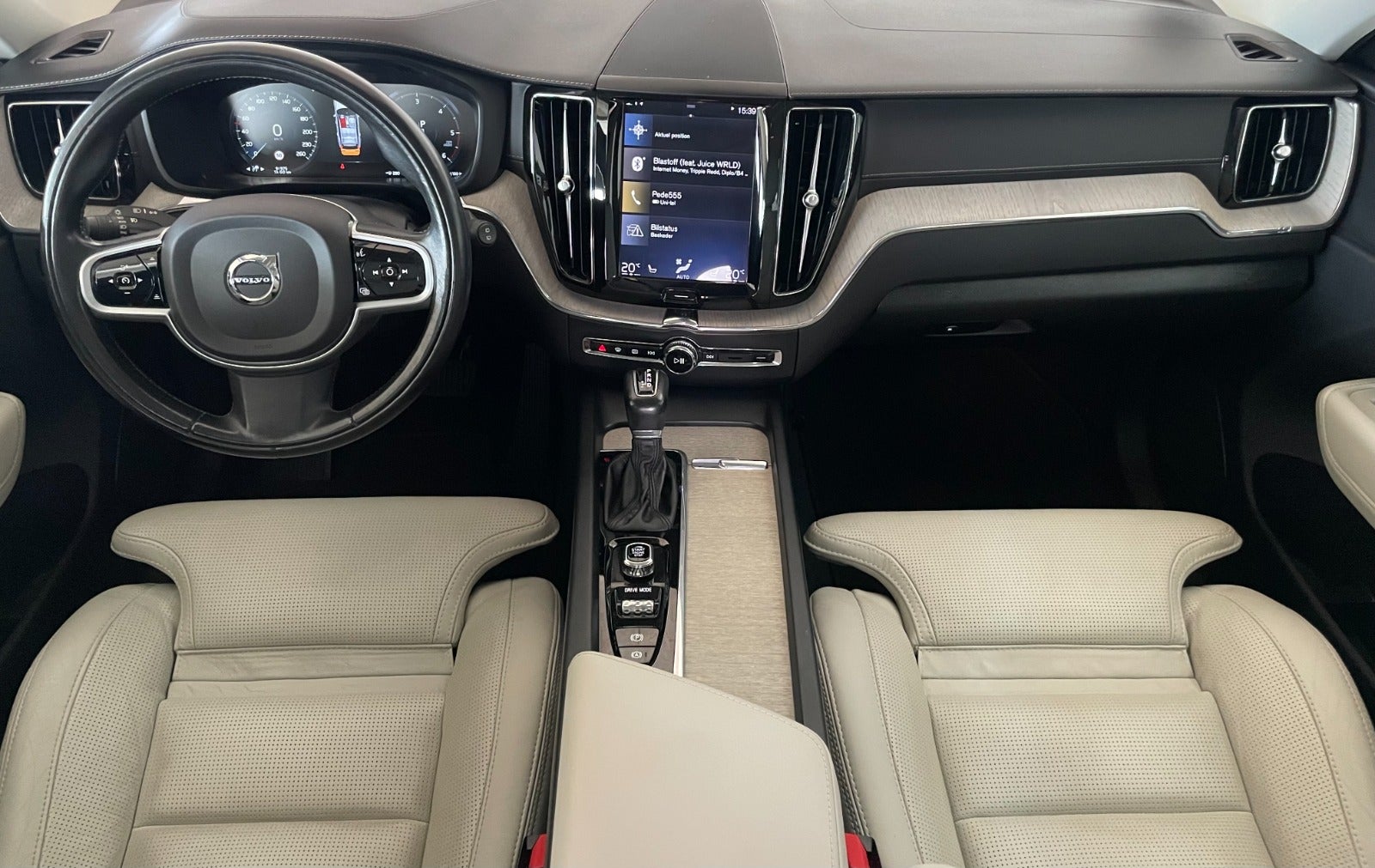 Billede af Volvo XC60 2,0 D5 235 Inscription aut. AWD Van