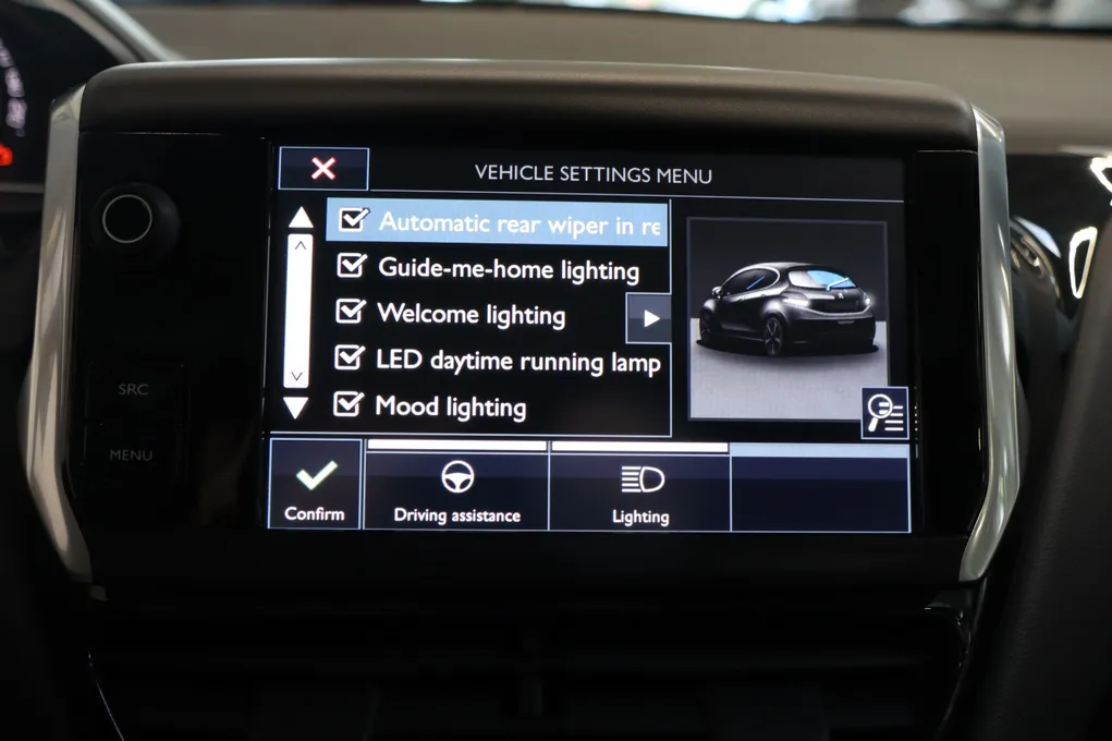 Peugeot 208 VTi Allure Sky