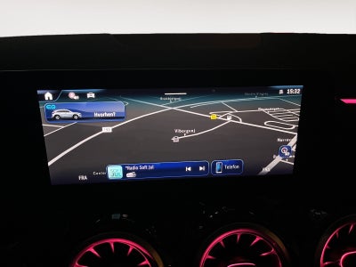 Mercedes EQA300 Progressive 4Matic Van