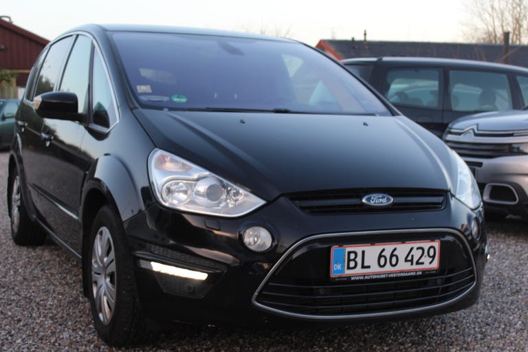 Ford S-MAX TDCi 140 Titanium