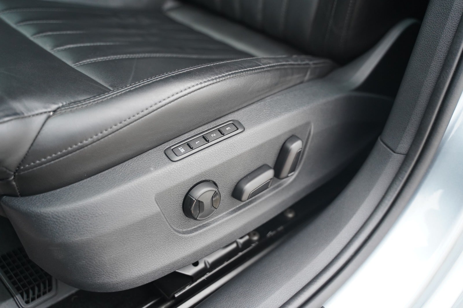 Billede af Skoda Superb 2,0 TDi 190 Style Combi DSG 4x4