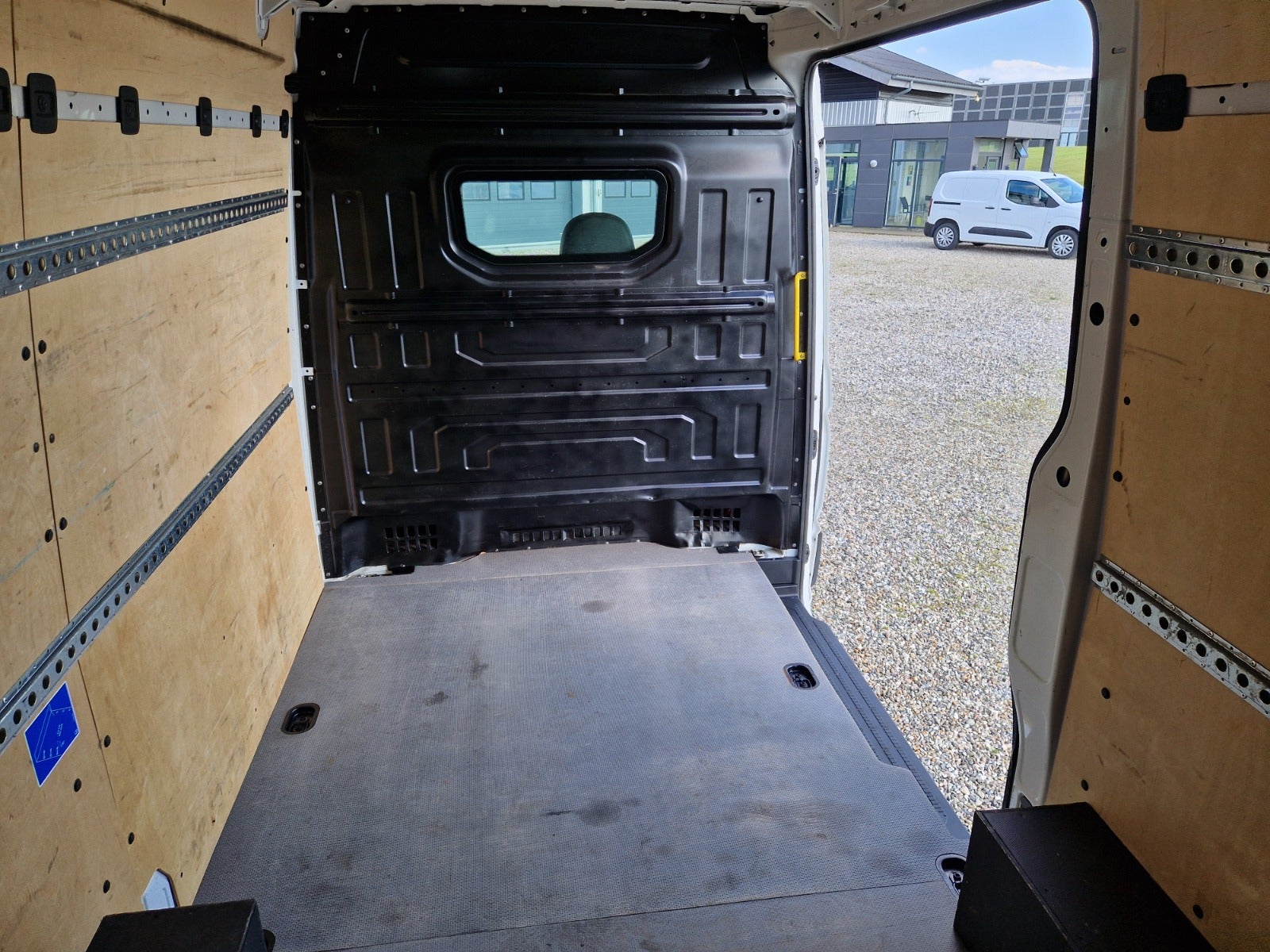Billede af VW e-Crafter 35  Kassevogn M