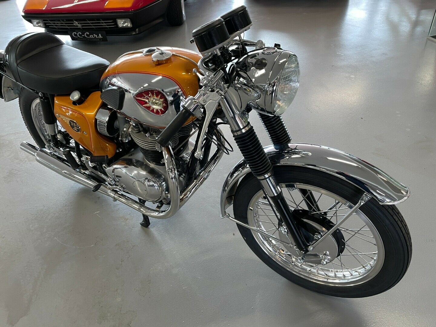 BSA Lightning 650