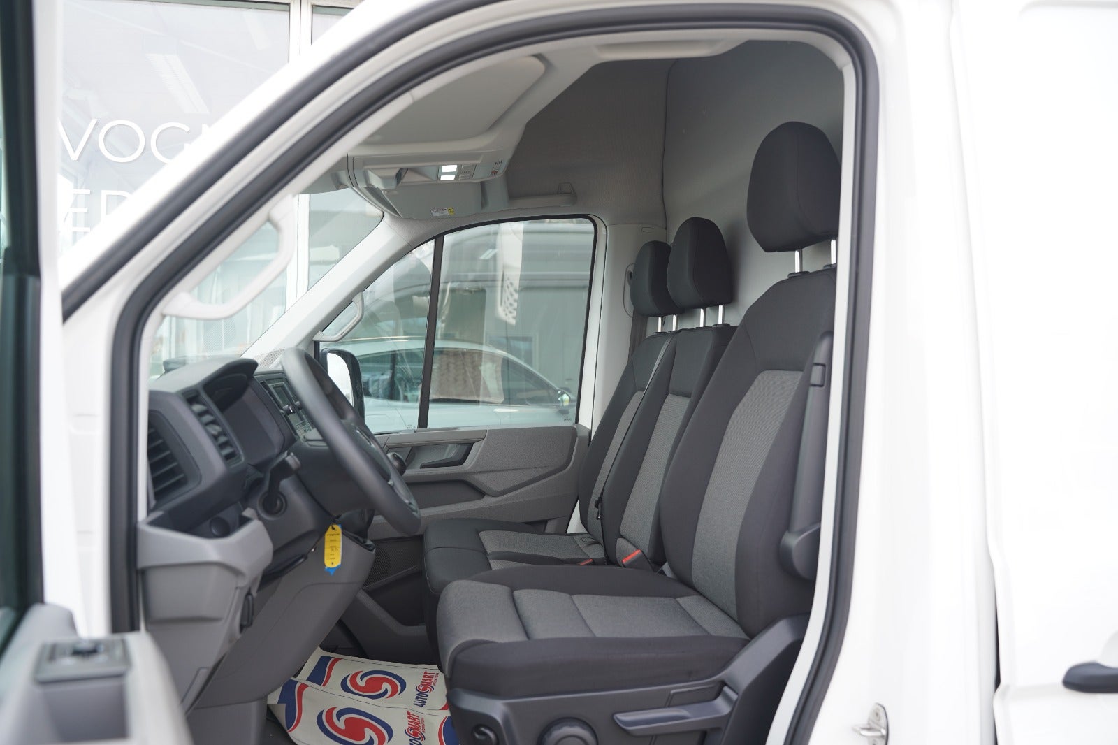 Billede af VW Crafter 35 2,0 TDi 140 Kassevogn L3H2