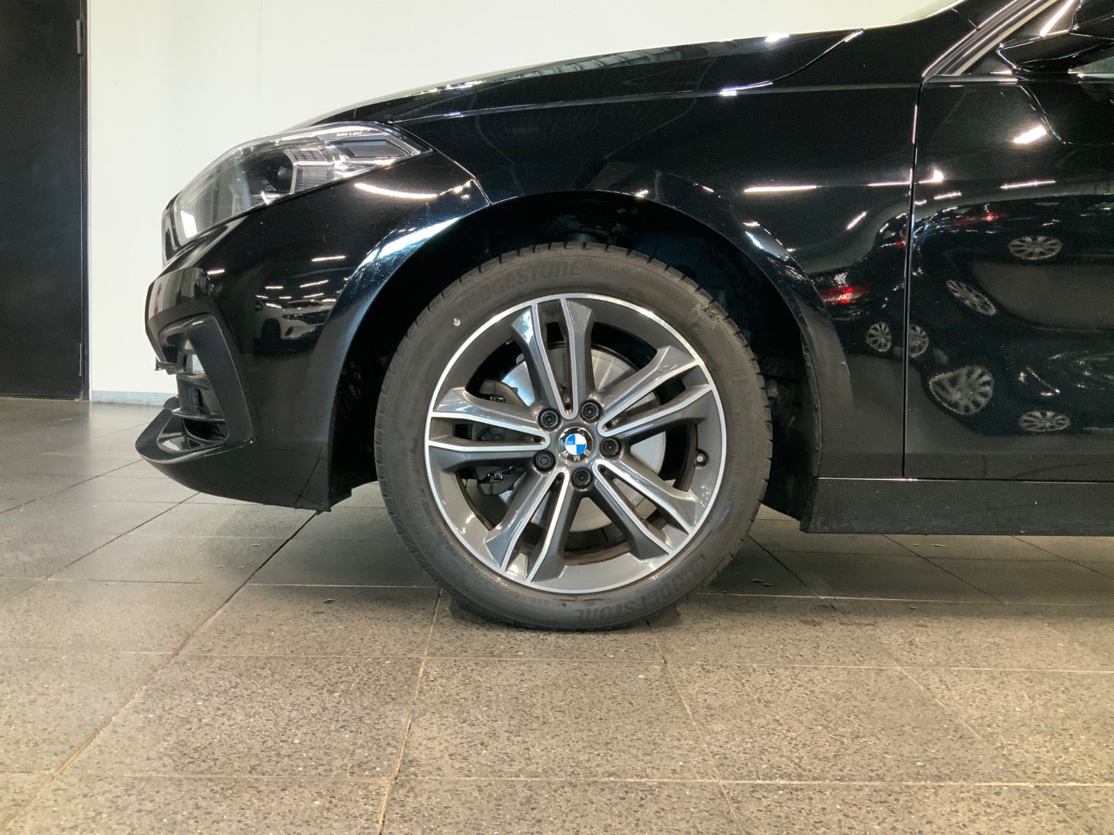 BMW 118i (4/8)