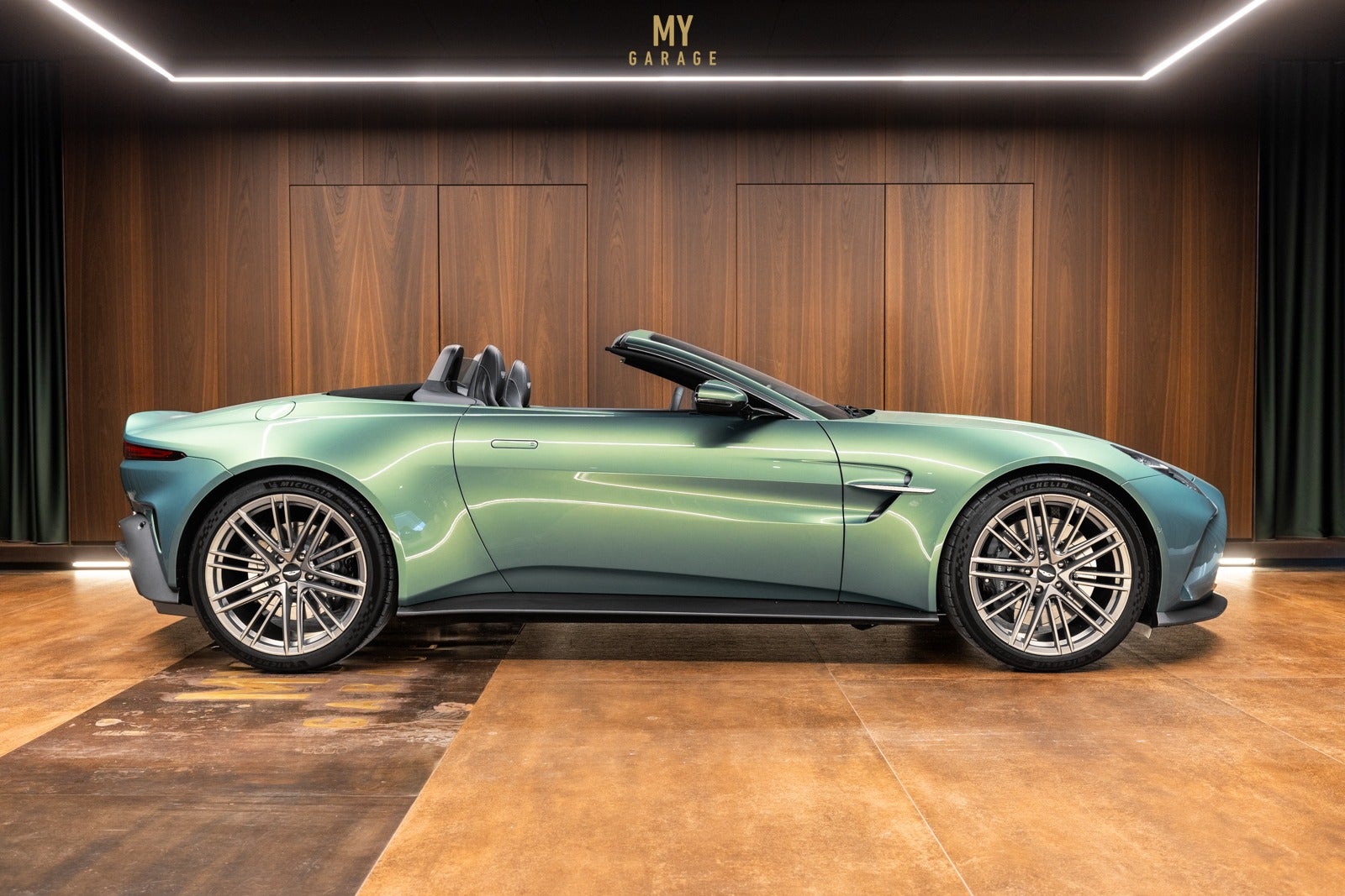 Aston Martin Vantage - Roadster aut.