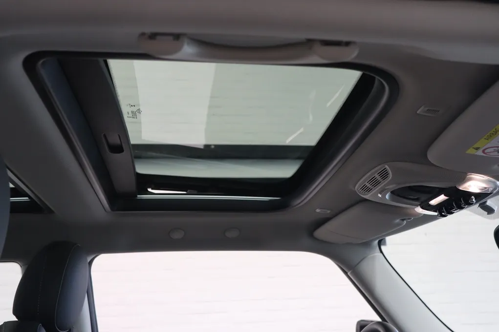 MINI Cooper SE Camden Edition