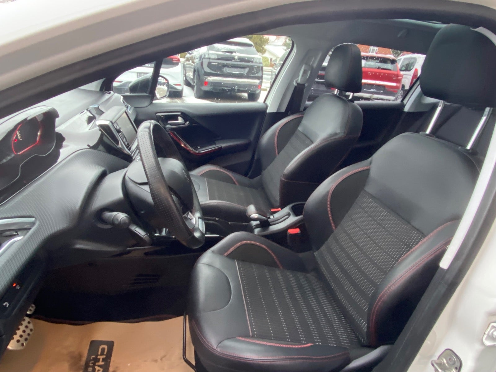 Billede af Peugeot 2008 1,5 BlueHDi 120 GT Line Sky EAT6