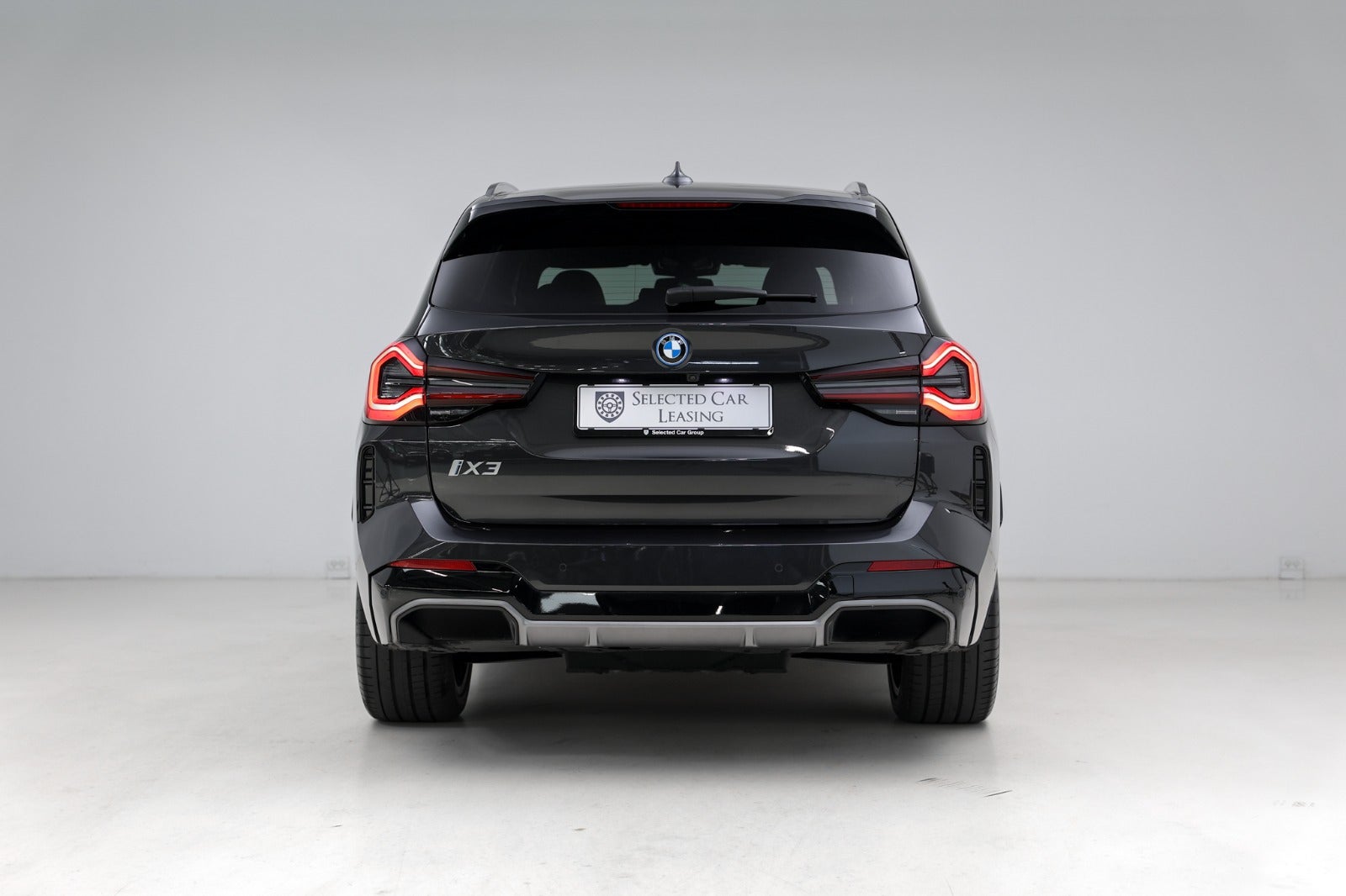 BMW iX3 Charged Plus M-Sport
