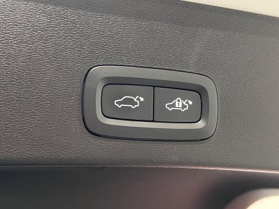 Volvo XC40 P6 ReCharge Core